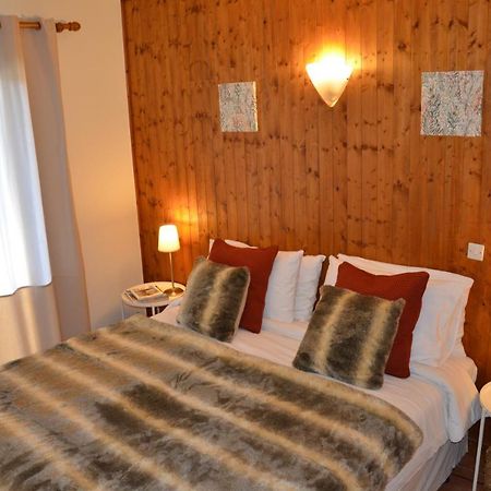 Hotel Le Cret Лес дьо Алпс Екстериор снимка