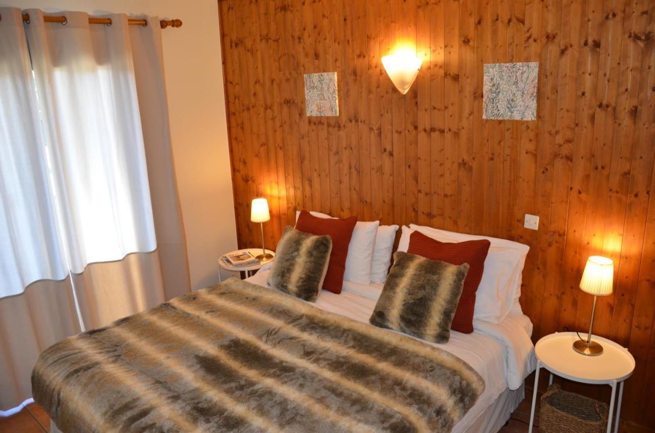 Hotel Le Cret Лес дьо Алпс Екстериор снимка