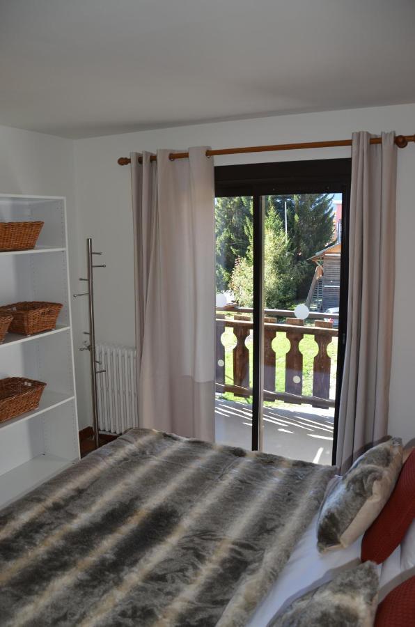 Hotel Le Cret Лес дьо Алпс Екстериор снимка