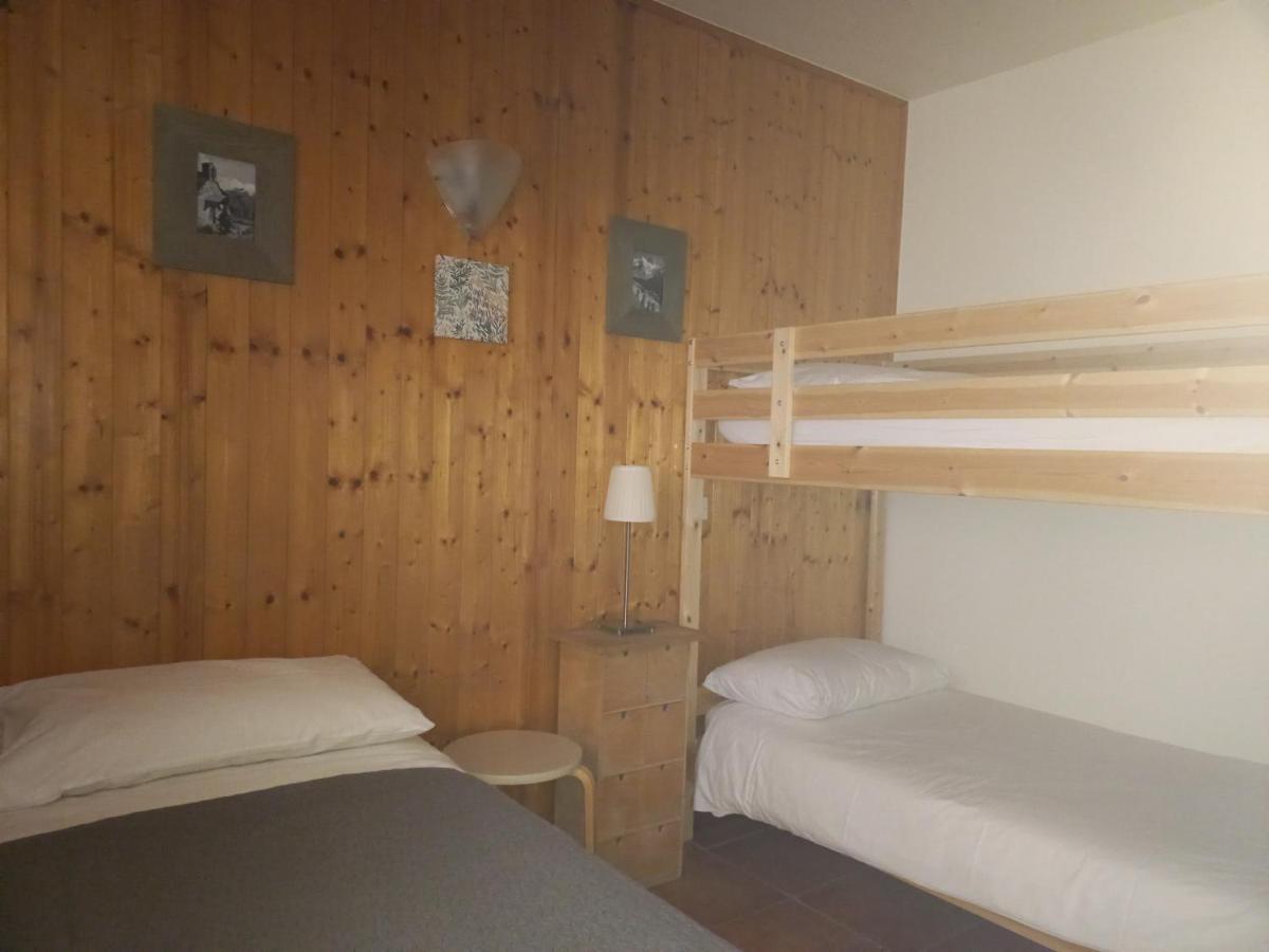 Hotel Le Cret Лес дьо Алпс Екстериор снимка